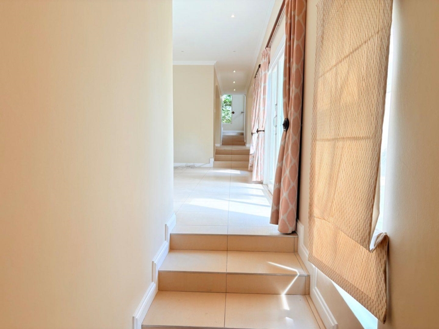 5 Bedroom Property for Sale in Dainfern Valley Gauteng