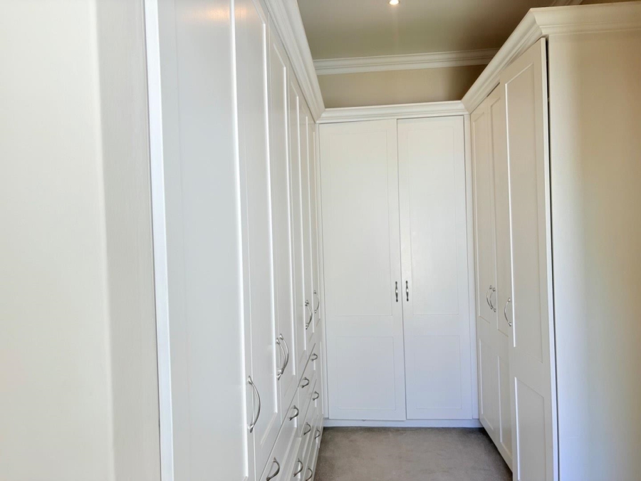 5 Bedroom Property for Sale in Dainfern Valley Gauteng
