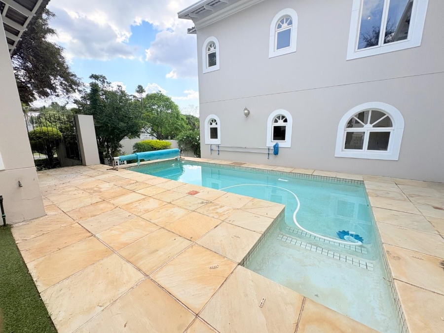 5 Bedroom Property for Sale in Dainfern Valley Gauteng