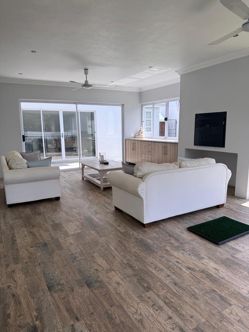 To Let 4 Bedroom Property for Rent in Bryanston Gauteng