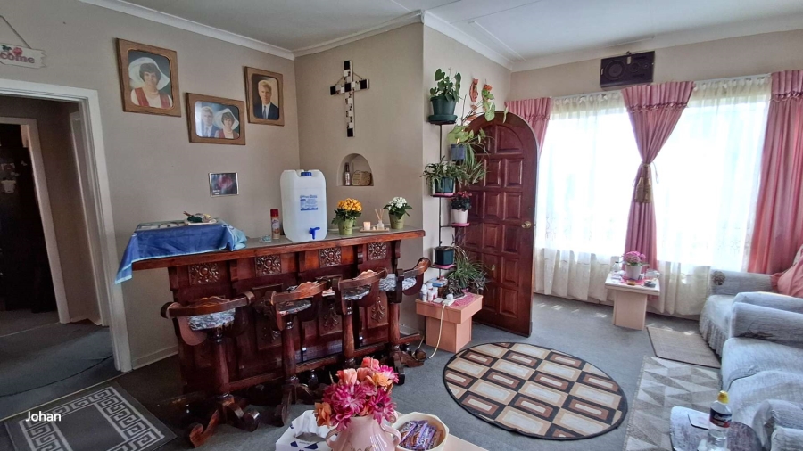 2 Bedroom Property for Sale in South Hills Gauteng
