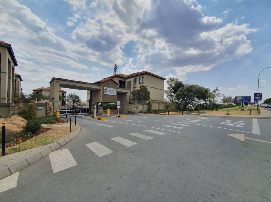 To Let 2 Bedroom Property for Rent in Lonehill Gauteng