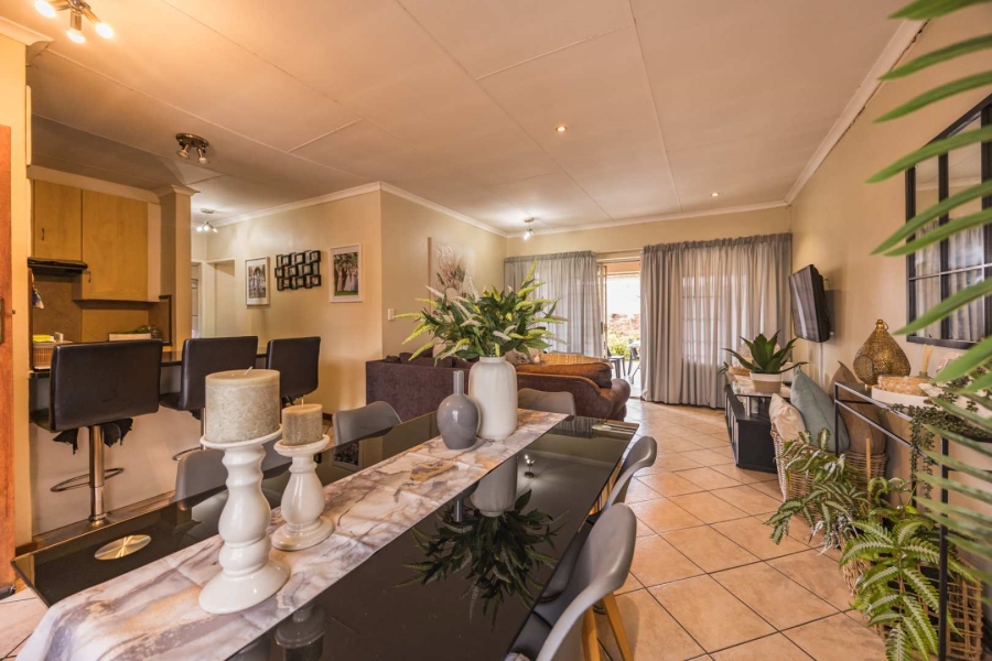 2 Bedroom Property for Sale in Equestria Gauteng