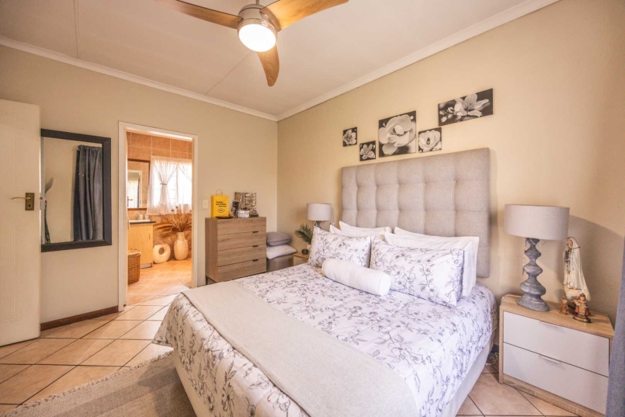 2 Bedroom Property for Sale in Equestria Gauteng