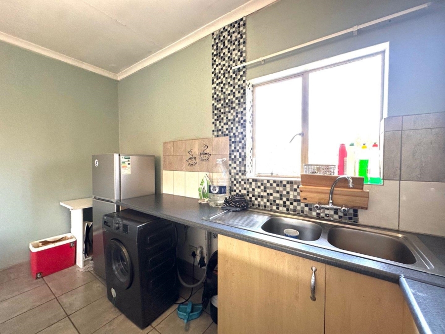 1 Bedroom Property for Sale in Wapadrand Gauteng