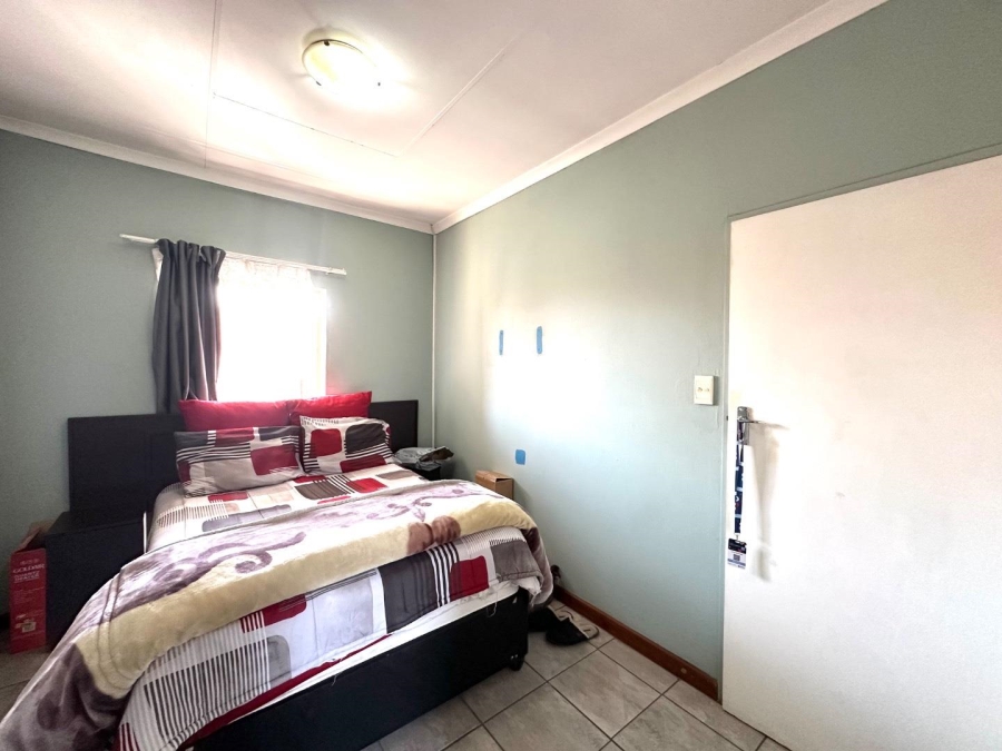 1 Bedroom Property for Sale in Wapadrand Gauteng