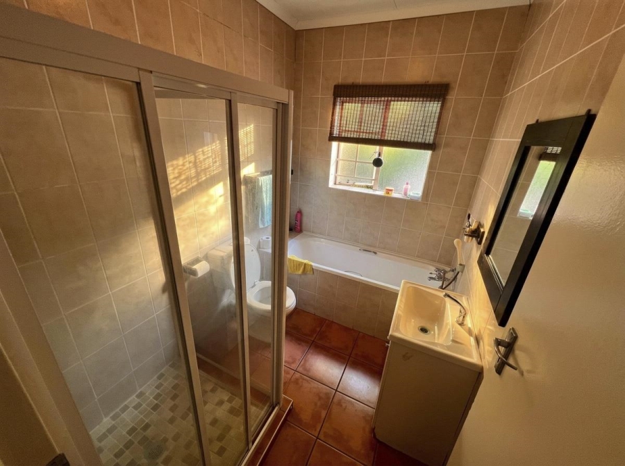 2 Bedroom Property for Sale in North Riding Gauteng
