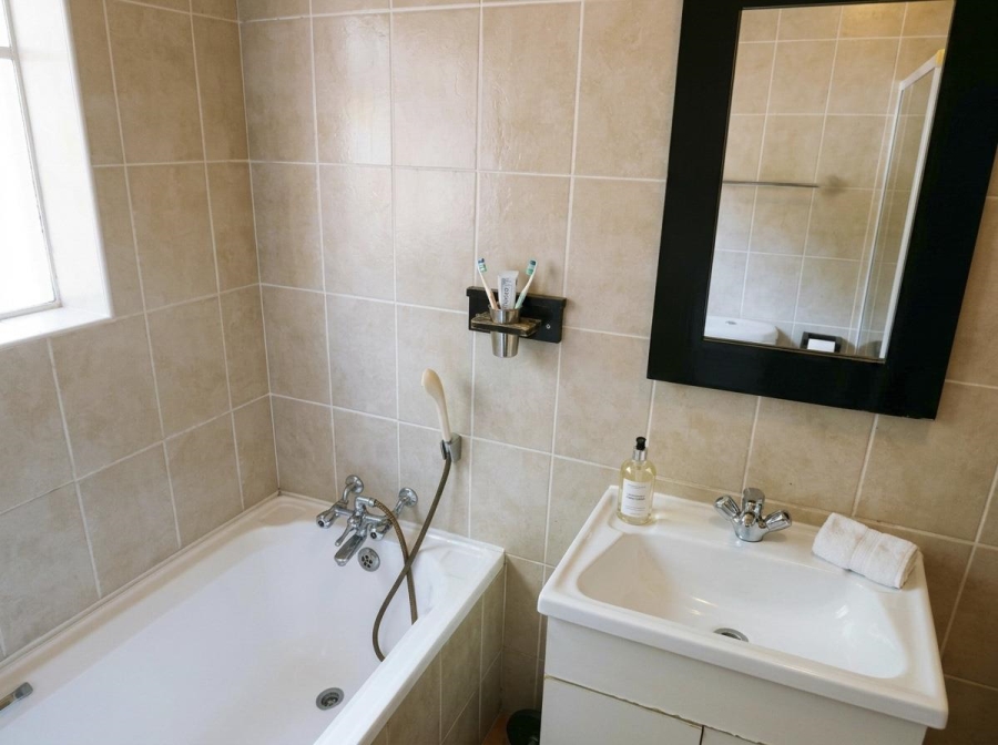 2 Bedroom Property for Sale in North Riding Gauteng