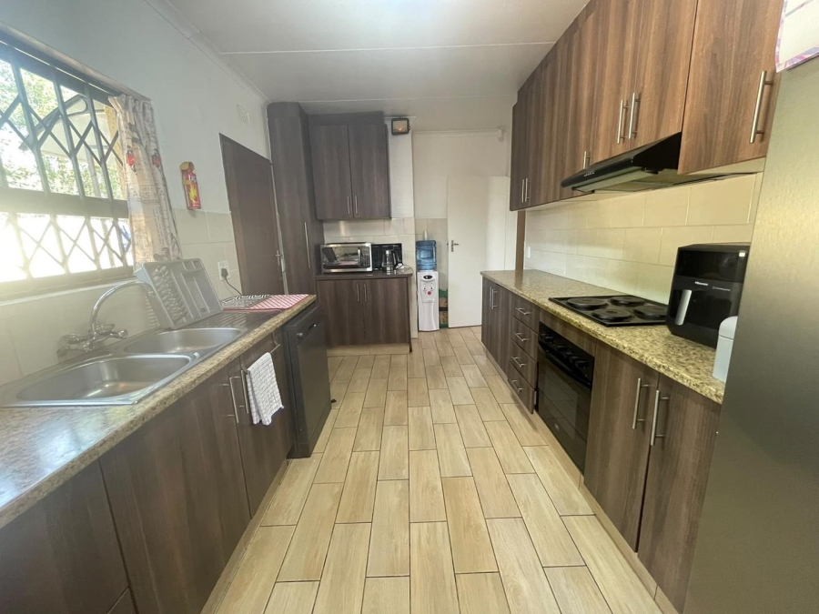 3 Bedroom Property for Sale in Edleen Gauteng