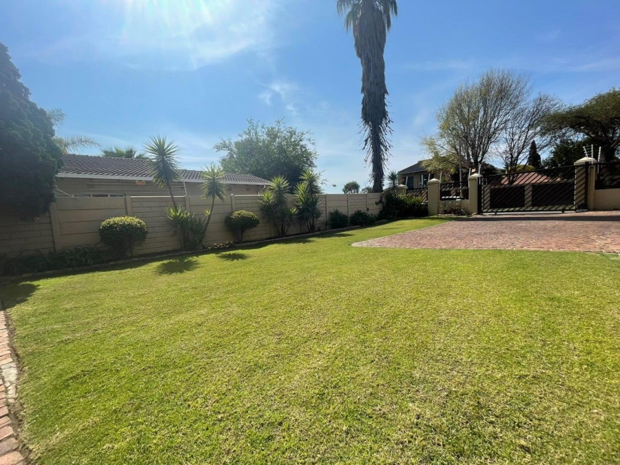 3 Bedroom Property for Sale in Edleen Gauteng