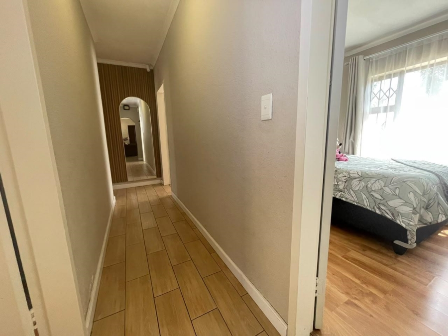 3 Bedroom Property for Sale in Edleen Gauteng