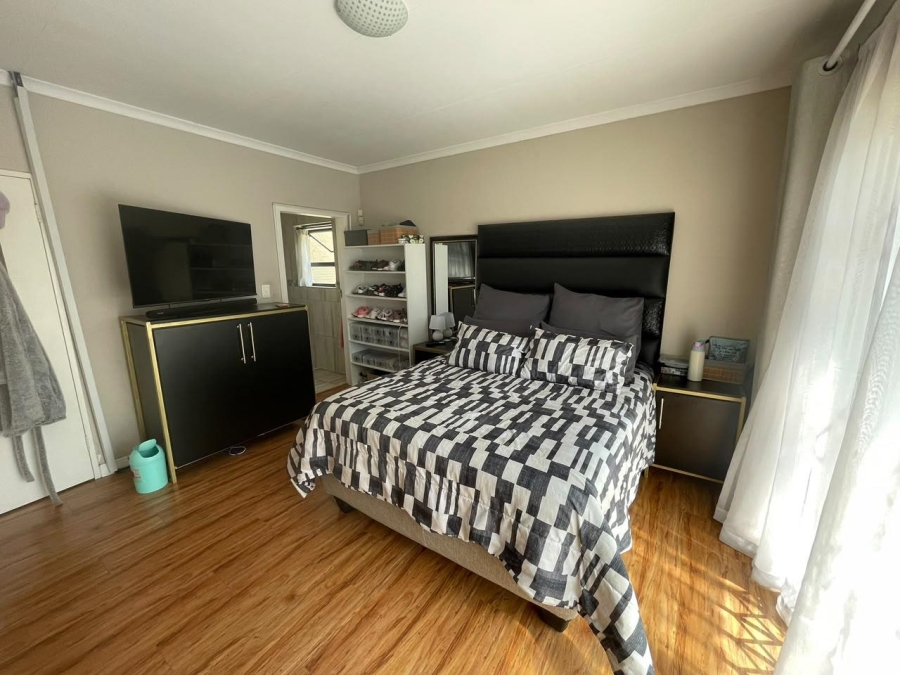 3 Bedroom Property for Sale in Edleen Gauteng