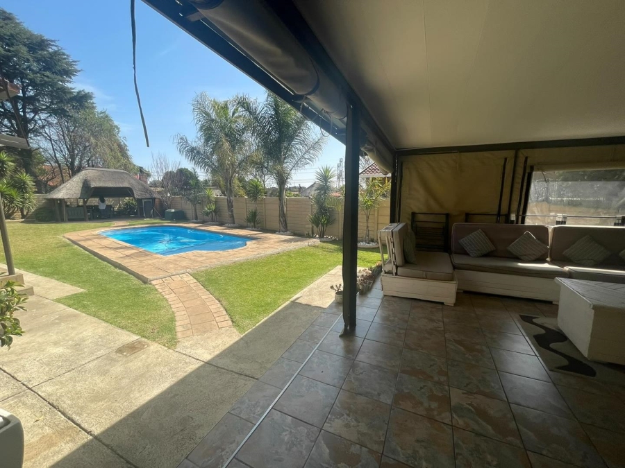 3 Bedroom Property for Sale in Edleen Gauteng