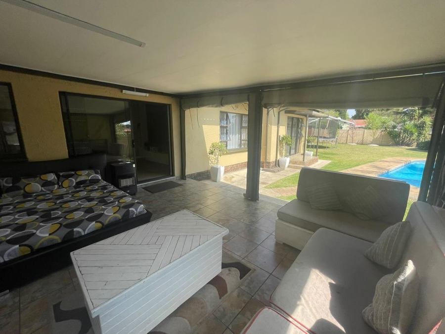 3 Bedroom Property for Sale in Edleen Gauteng