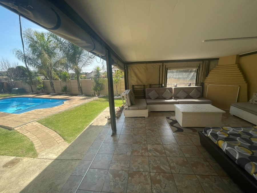 3 Bedroom Property for Sale in Edleen Gauteng