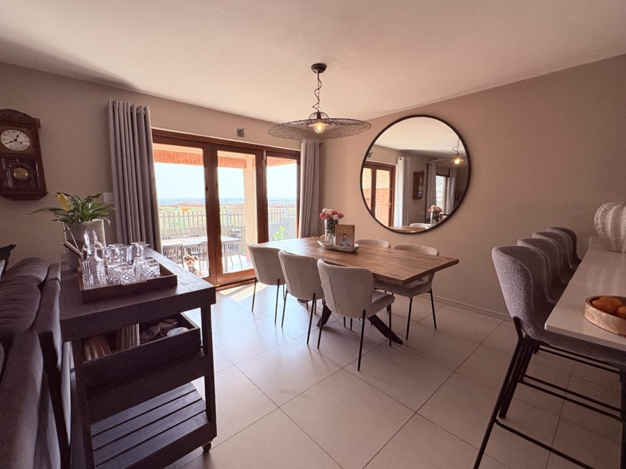 3 Bedroom Property for Sale in Candlewoods Country Estate Gauteng
