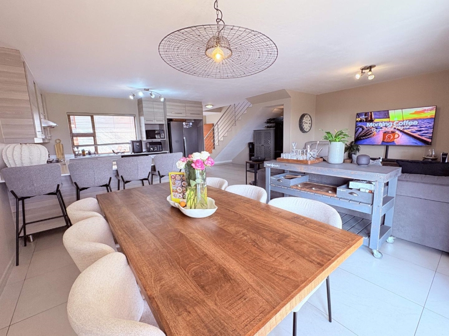 3 Bedroom Property for Sale in Candlewoods Country Estate Gauteng