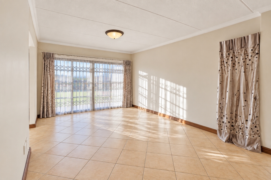 3 Bedroom Property for Sale in Montana Tuine Gauteng