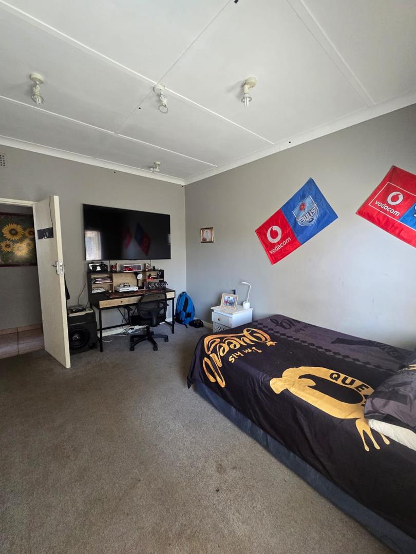 3 Bedroom Property for Sale in Geduld Gauteng