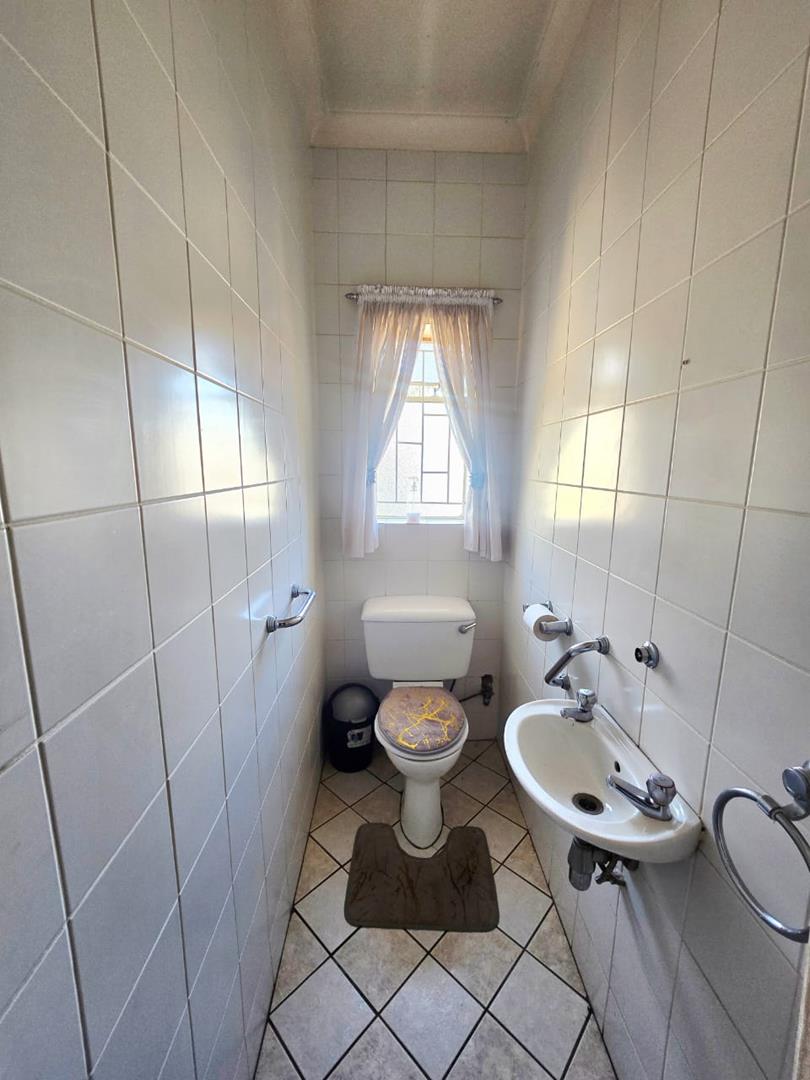 3 Bedroom Property for Sale in Geduld Gauteng