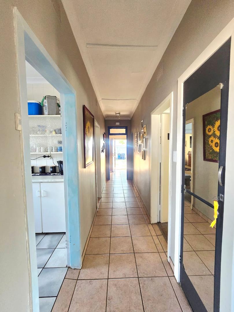 3 Bedroom Property for Sale in Geduld Gauteng
