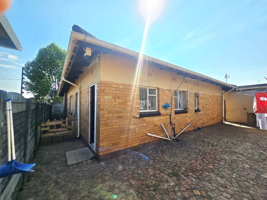 3 Bedroom Property for Sale in Geduld Gauteng