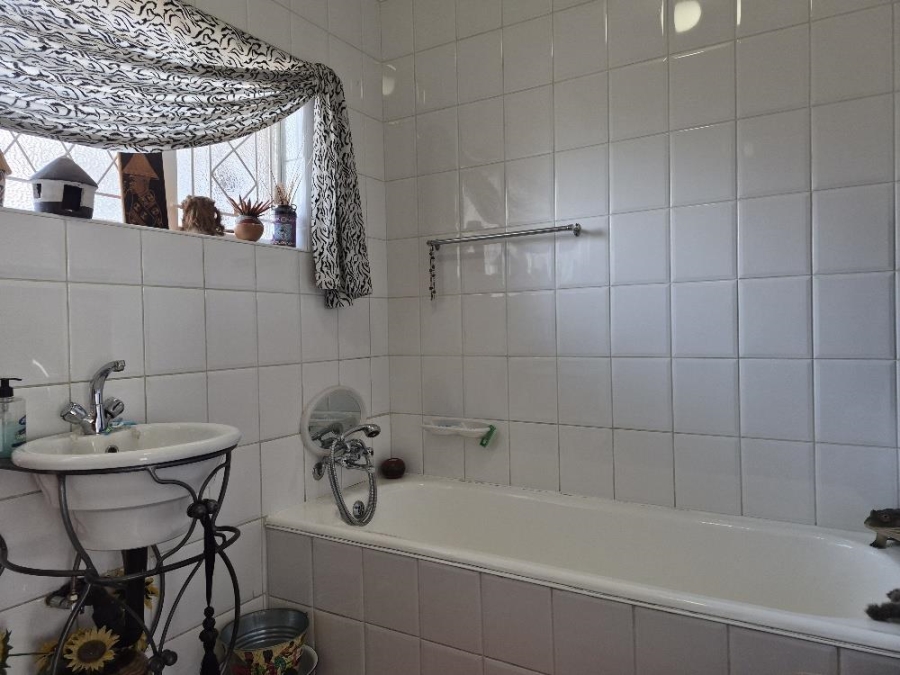 3 Bedroom Property for Sale in Parkrand Gauteng