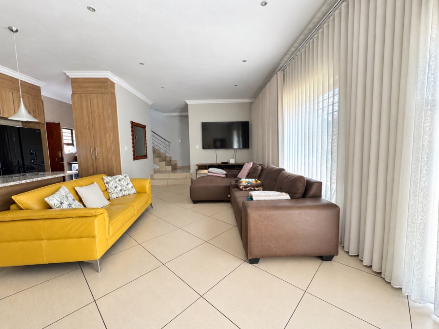 3 Bedroom Property for Sale in Rua Vista Gauteng