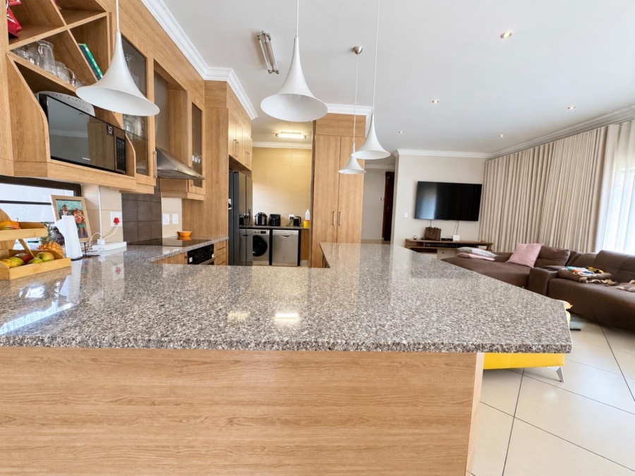 3 Bedroom Property for Sale in Rua Vista Gauteng