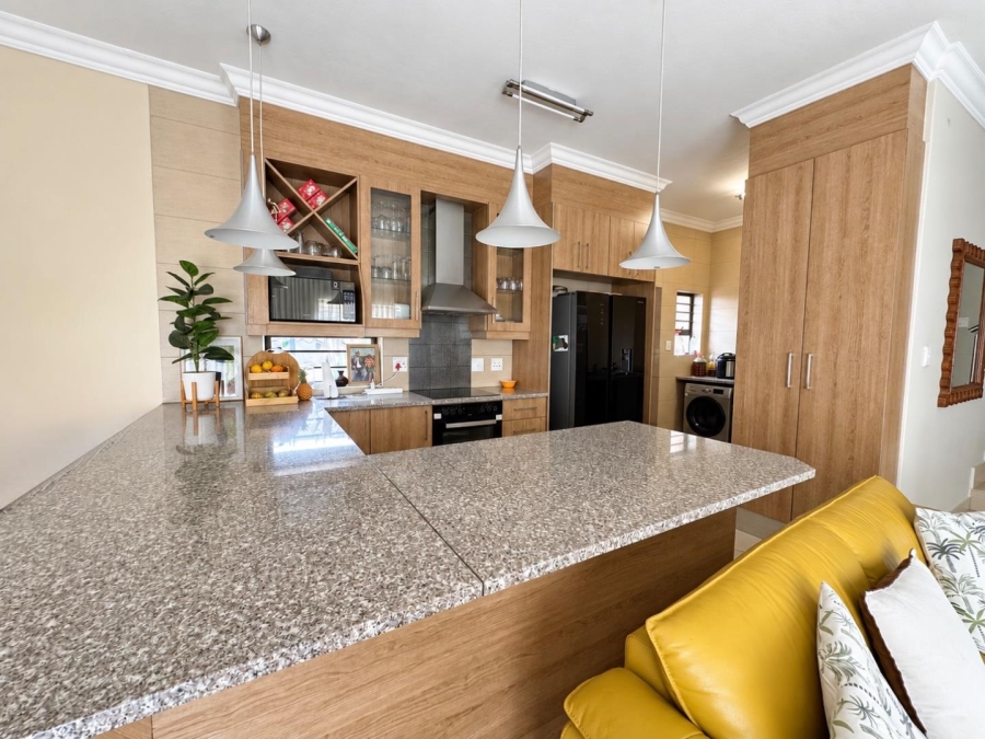 3 Bedroom Property for Sale in Rua Vista Gauteng