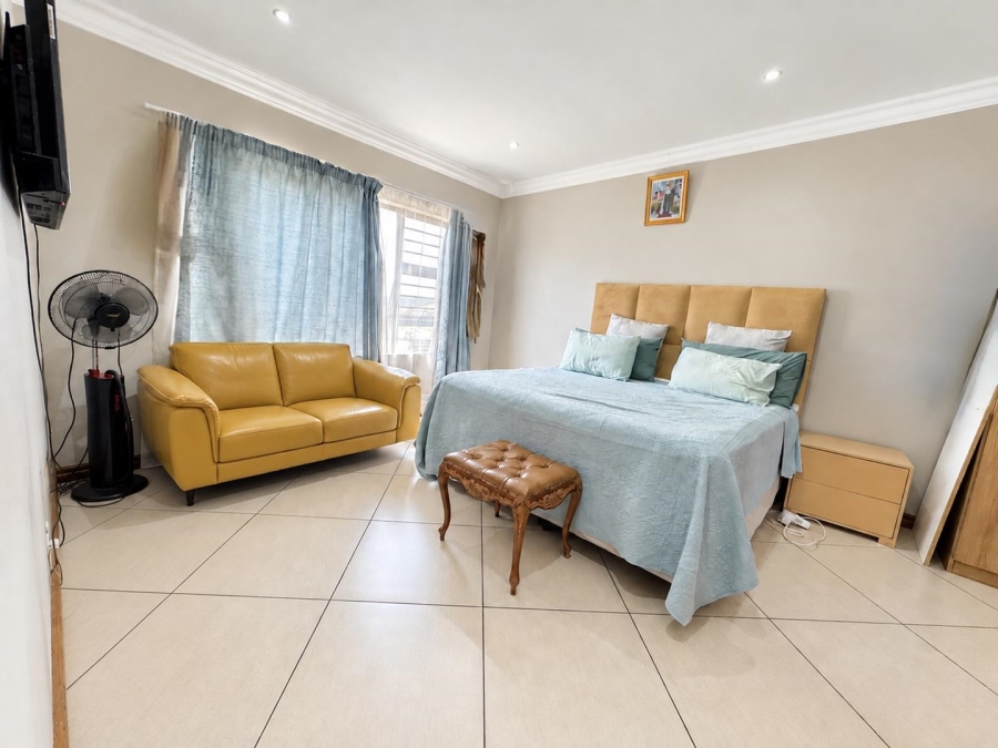 3 Bedroom Property for Sale in Rua Vista Gauteng