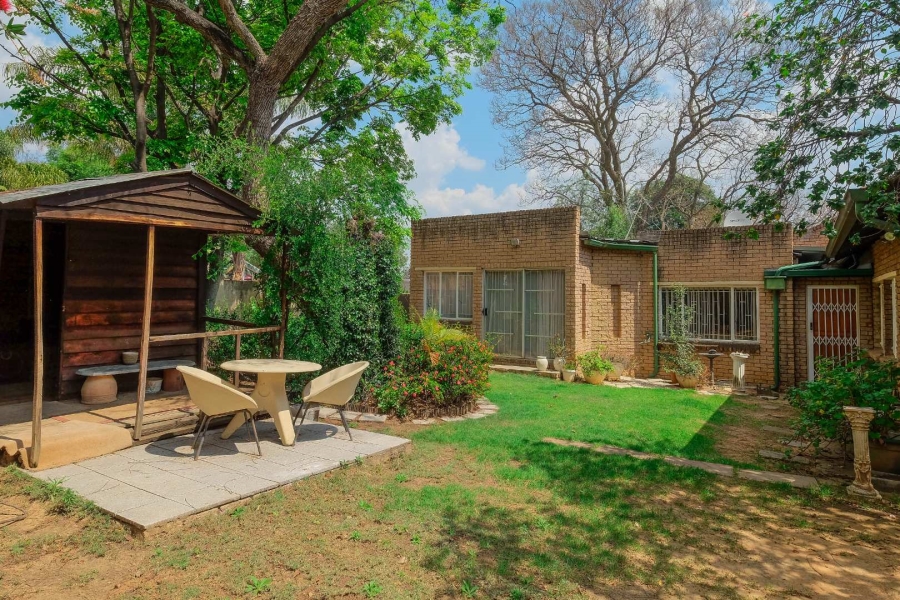 4 Bedroom Property for Sale in Buccleuch Gauteng