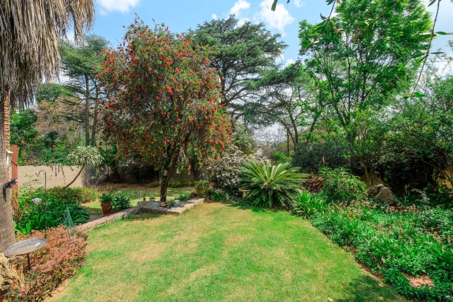 4 Bedroom Property for Sale in Buccleuch Gauteng