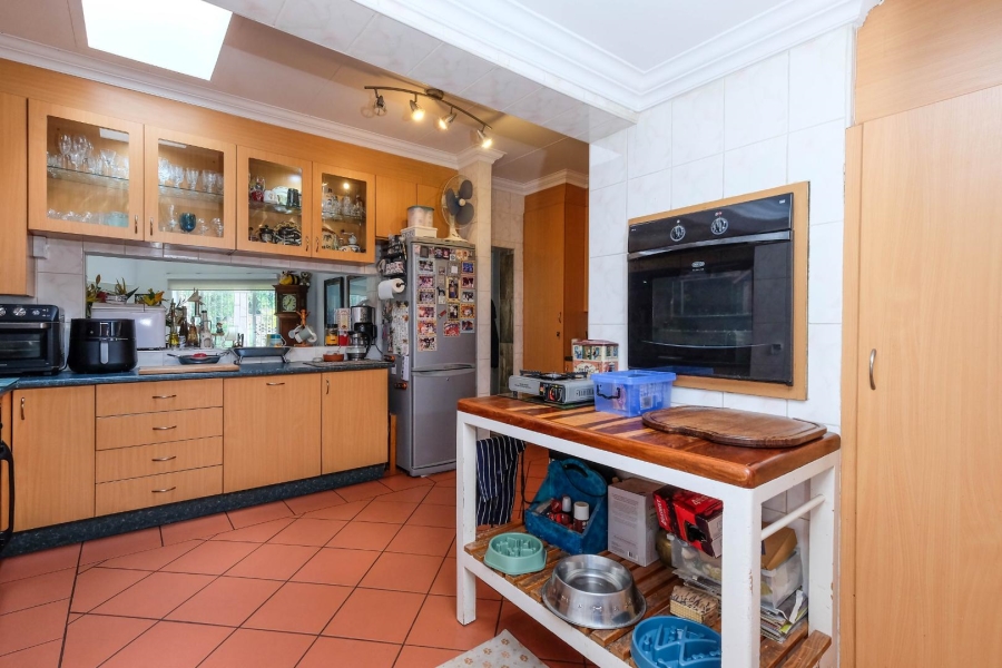 4 Bedroom Property for Sale in Buccleuch Gauteng