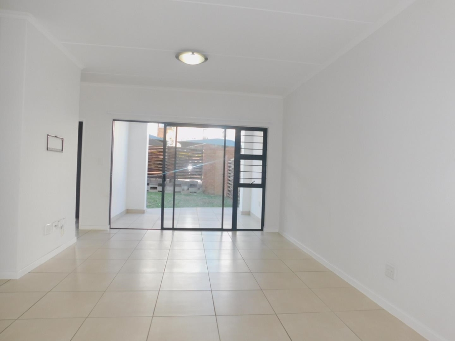 To Let 3 Bedroom Property for Rent in Olivedale Gauteng