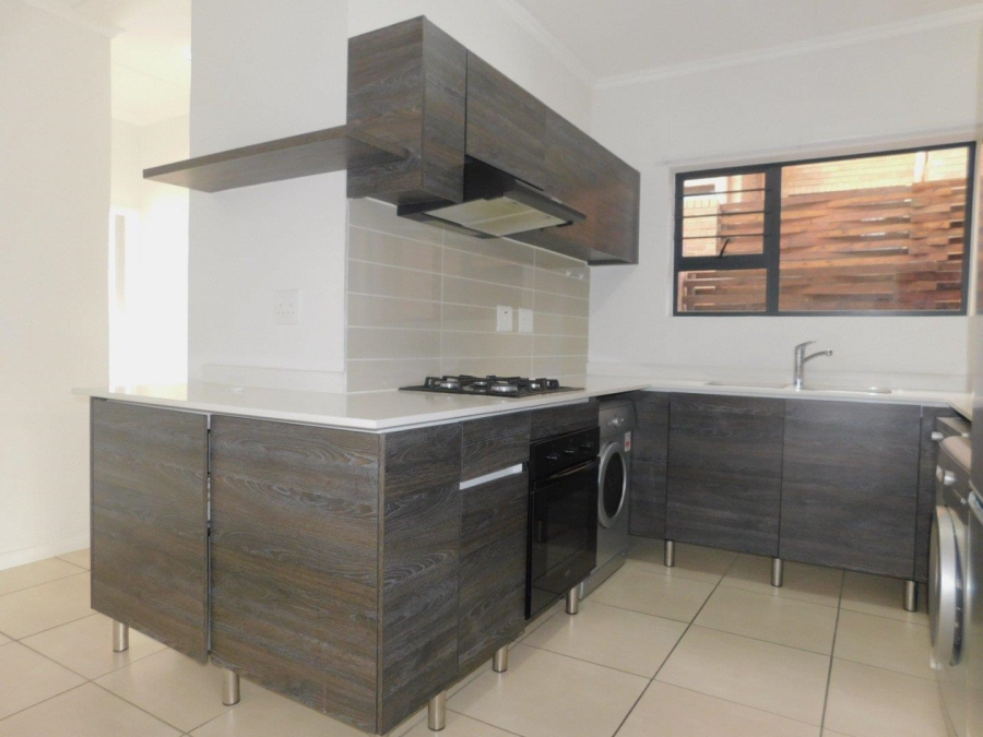 To Let 3 Bedroom Property for Rent in Olivedale Gauteng