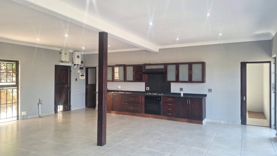 To Let 2 Bedroom Property for Rent in Ruimsig Gauteng
