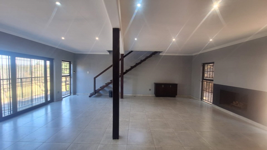 To Let 2 Bedroom Property for Rent in Ruimsig Gauteng