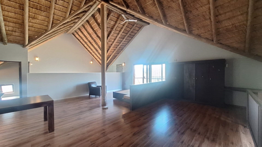To Let 2 Bedroom Property for Rent in Ruimsig Gauteng