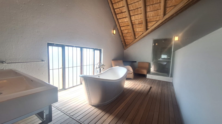 To Let 2 Bedroom Property for Rent in Ruimsig Gauteng