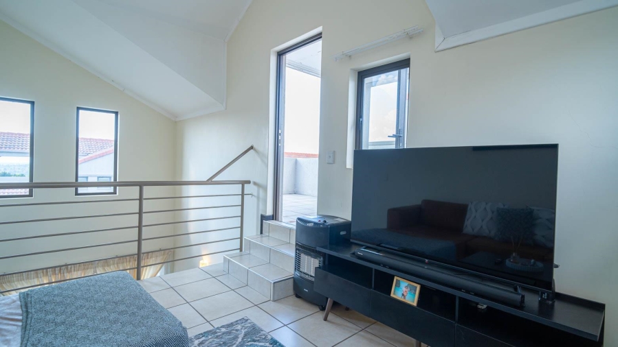 To Let 1 Bedroom Property for Rent in Bryanston Gauteng