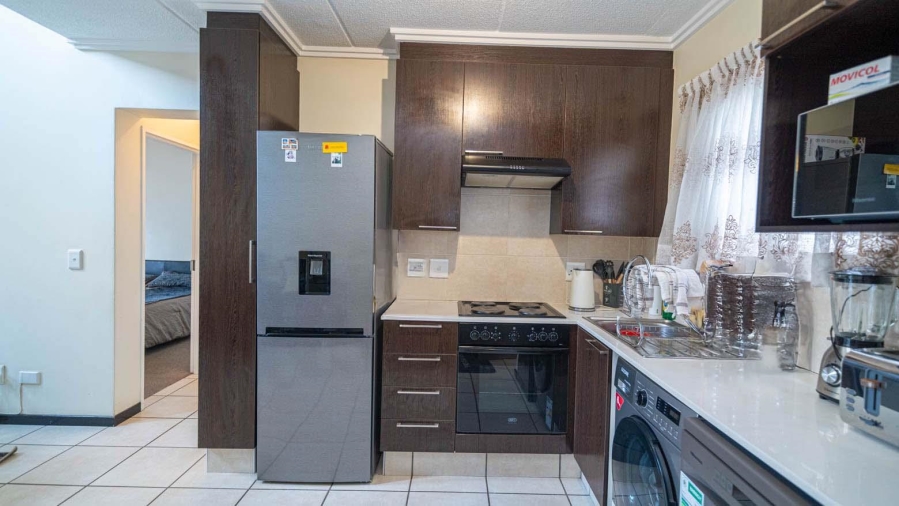 To Let 1 Bedroom Property for Rent in Bryanston Gauteng