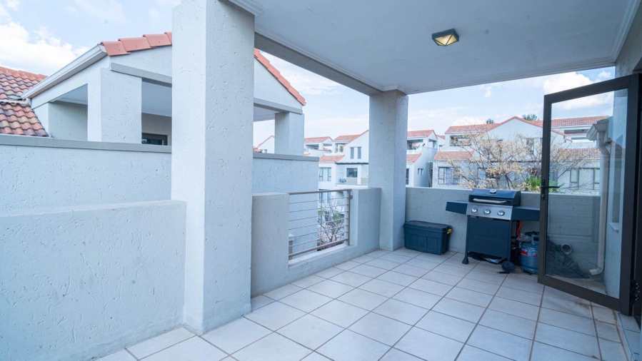 To Let 1 Bedroom Property for Rent in Bryanston Gauteng