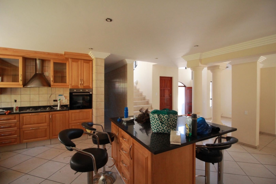 5 Bedroom Property for Sale in Blue Valley Golf Estate Gauteng