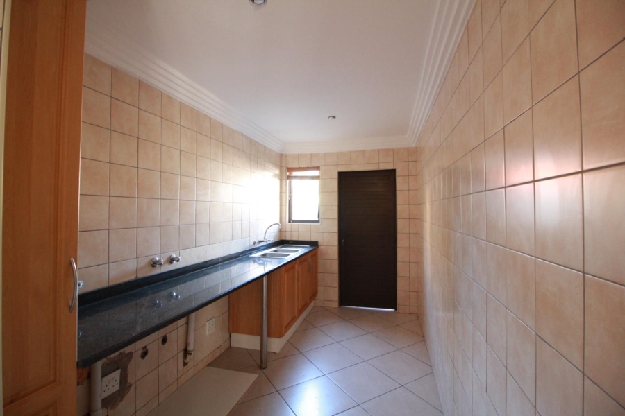 5 Bedroom Property for Sale in Blue Valley Golf Estate Gauteng