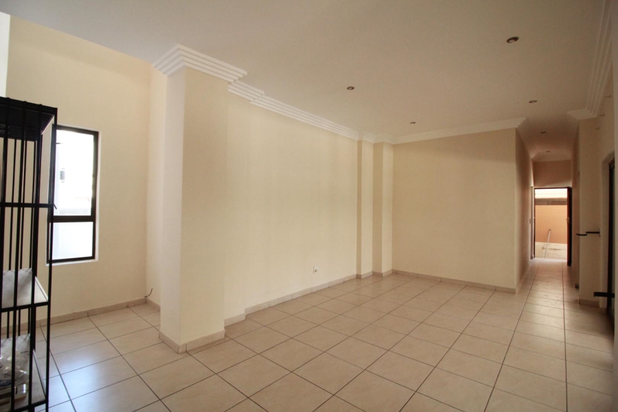 5 Bedroom Property for Sale in Blue Valley Golf Estate Gauteng