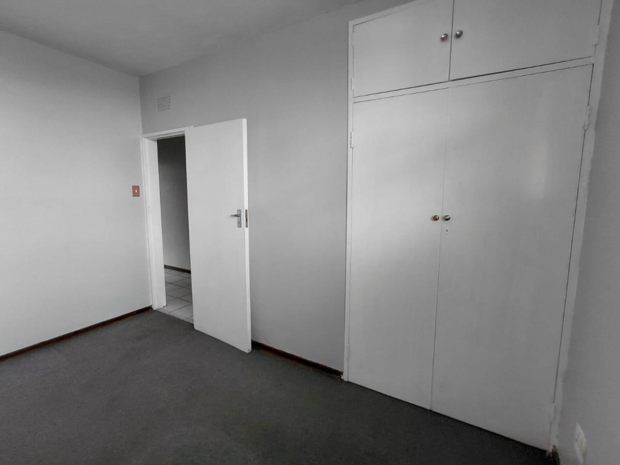 2 Bedroom Property for Sale in Morehill Gauteng