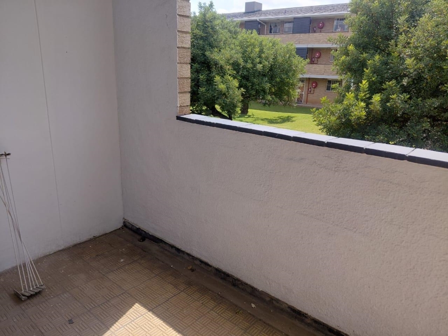 2 Bedroom Property for Sale in Morehill Gauteng