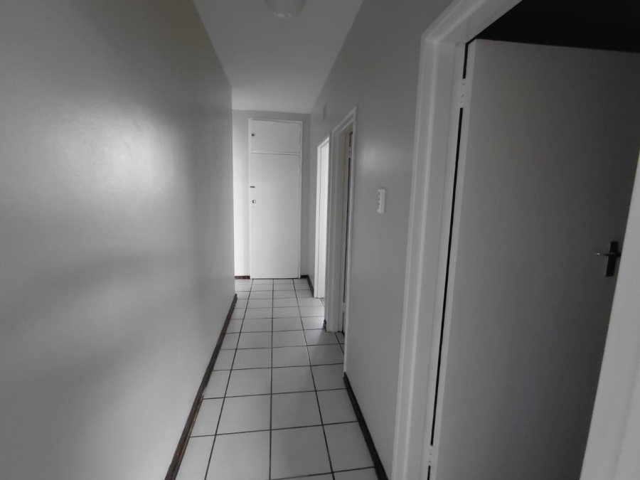 2 Bedroom Property for Sale in Morehill Gauteng