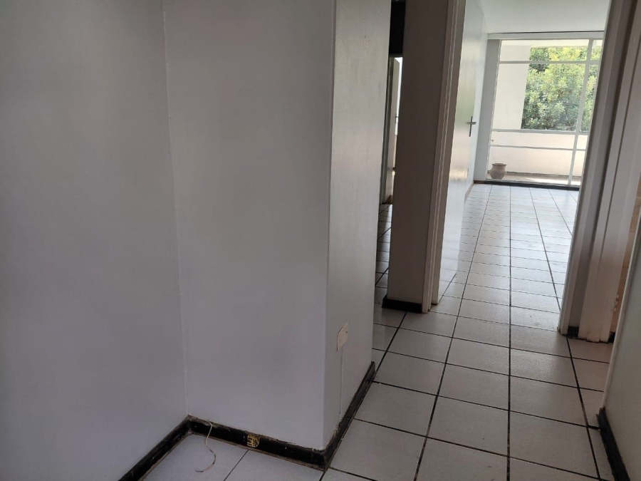2 Bedroom Property for Sale in Morehill Gauteng